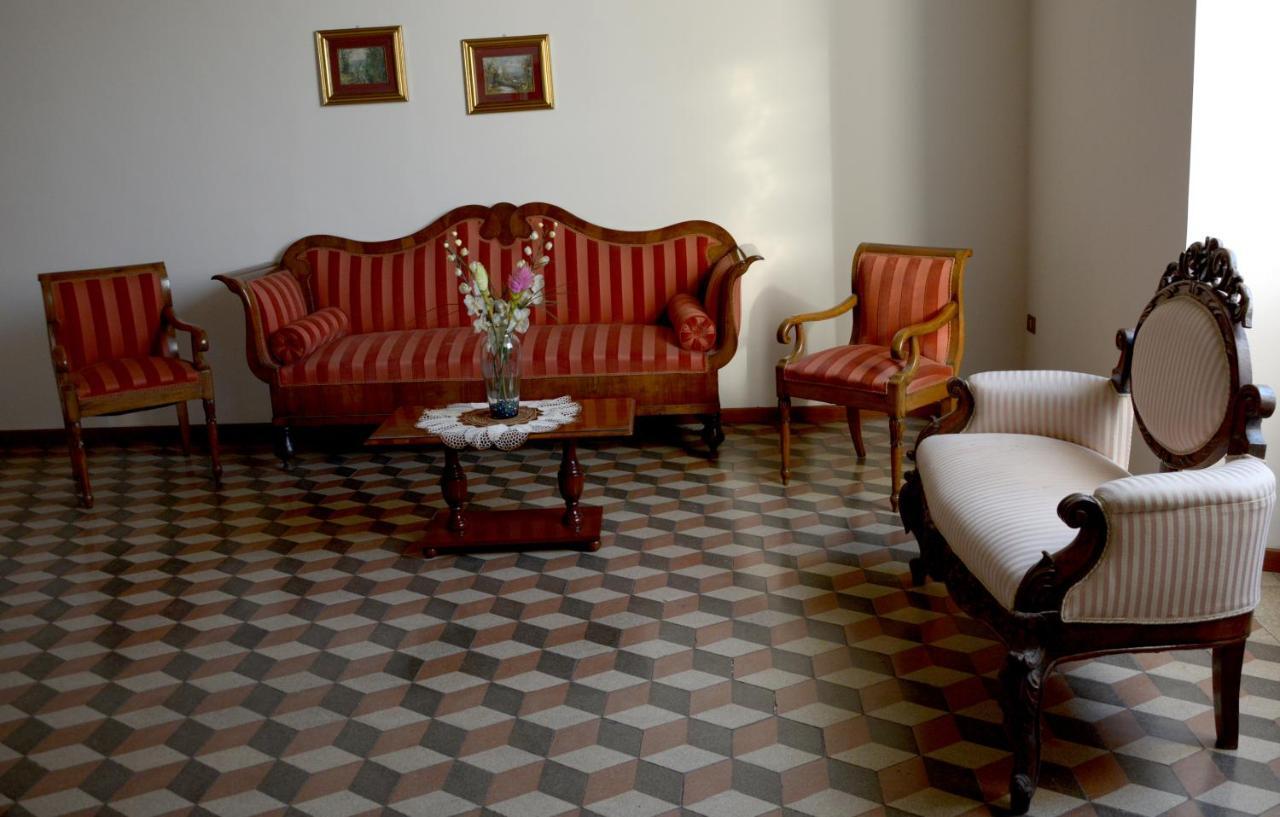 Garibaldi Residence In רייטי מראה חיצוני תמונה